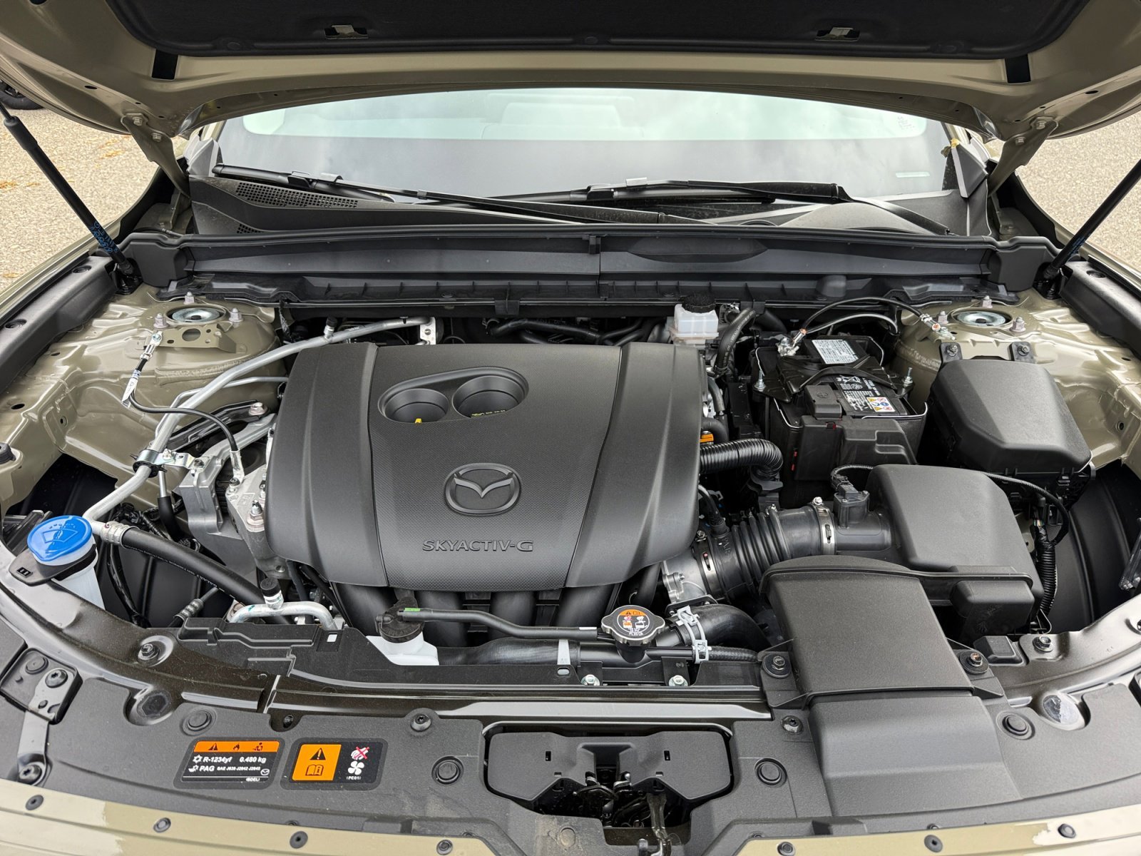 New 2026 Zircon Sand Metallic Mazda 2.5 S Meridian Edition image 20
