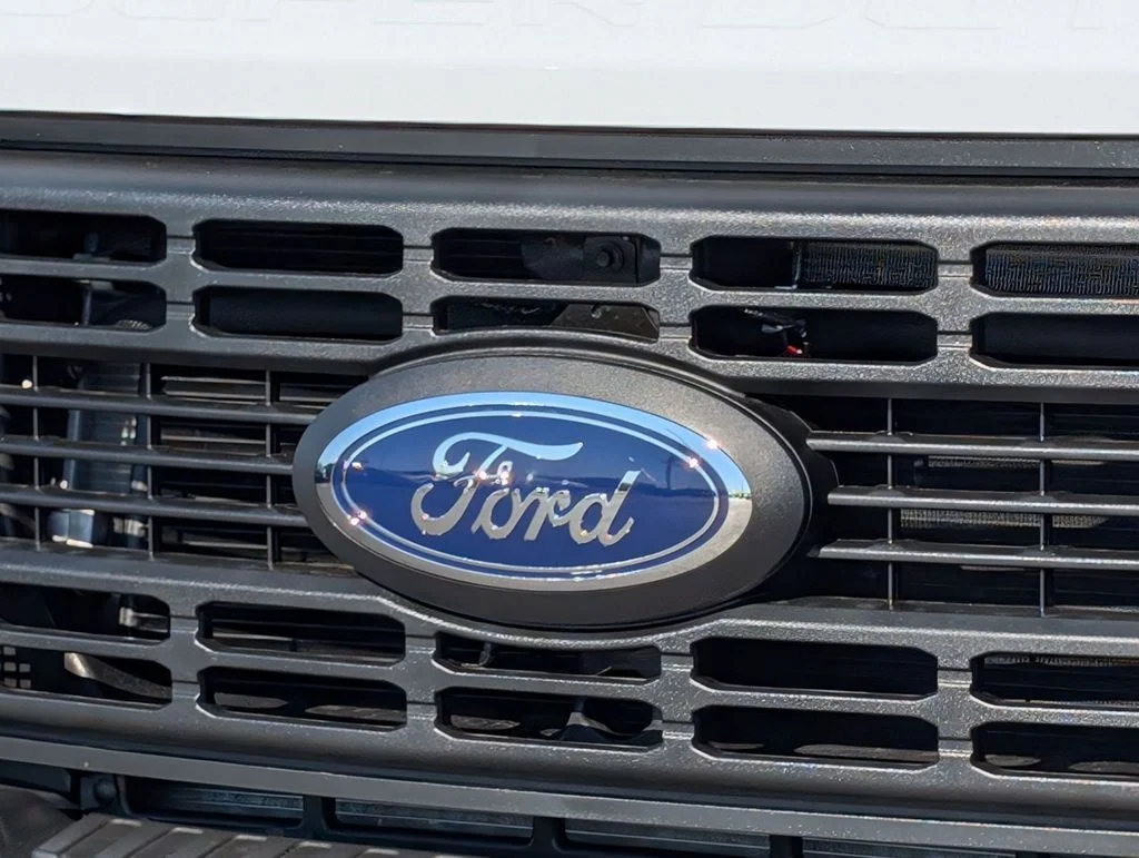 New 2026 Oxford White Ford F-350® XL image 13
