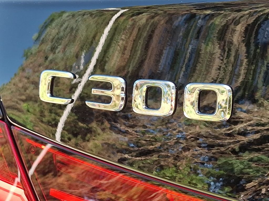 2025 Mercedes-Benz C-Class Sedan C 300 - Photo 28