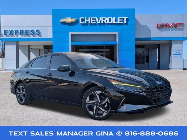 Pre-Owned 2023 Hyundai Elantra Limited