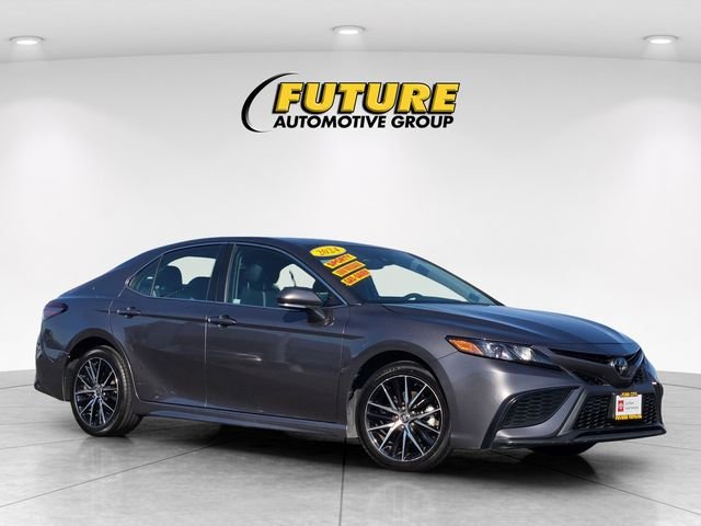 Used 2024 Gray Toyota SE image 1