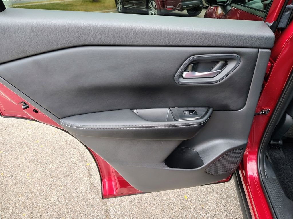 2026 Nissan Rogue SV - Photo 26