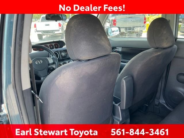 Used 2009 Green Scion Base image 18