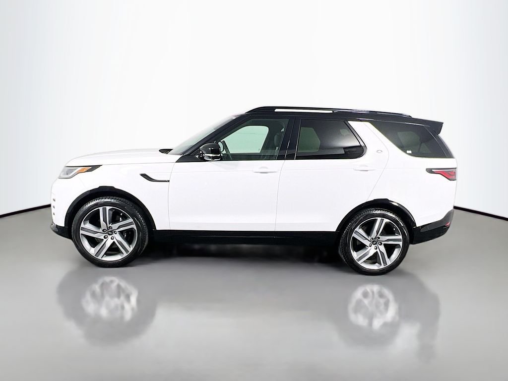 Certified Used 2025 Fuji White Land Rover Metropolitan Edition image 8
