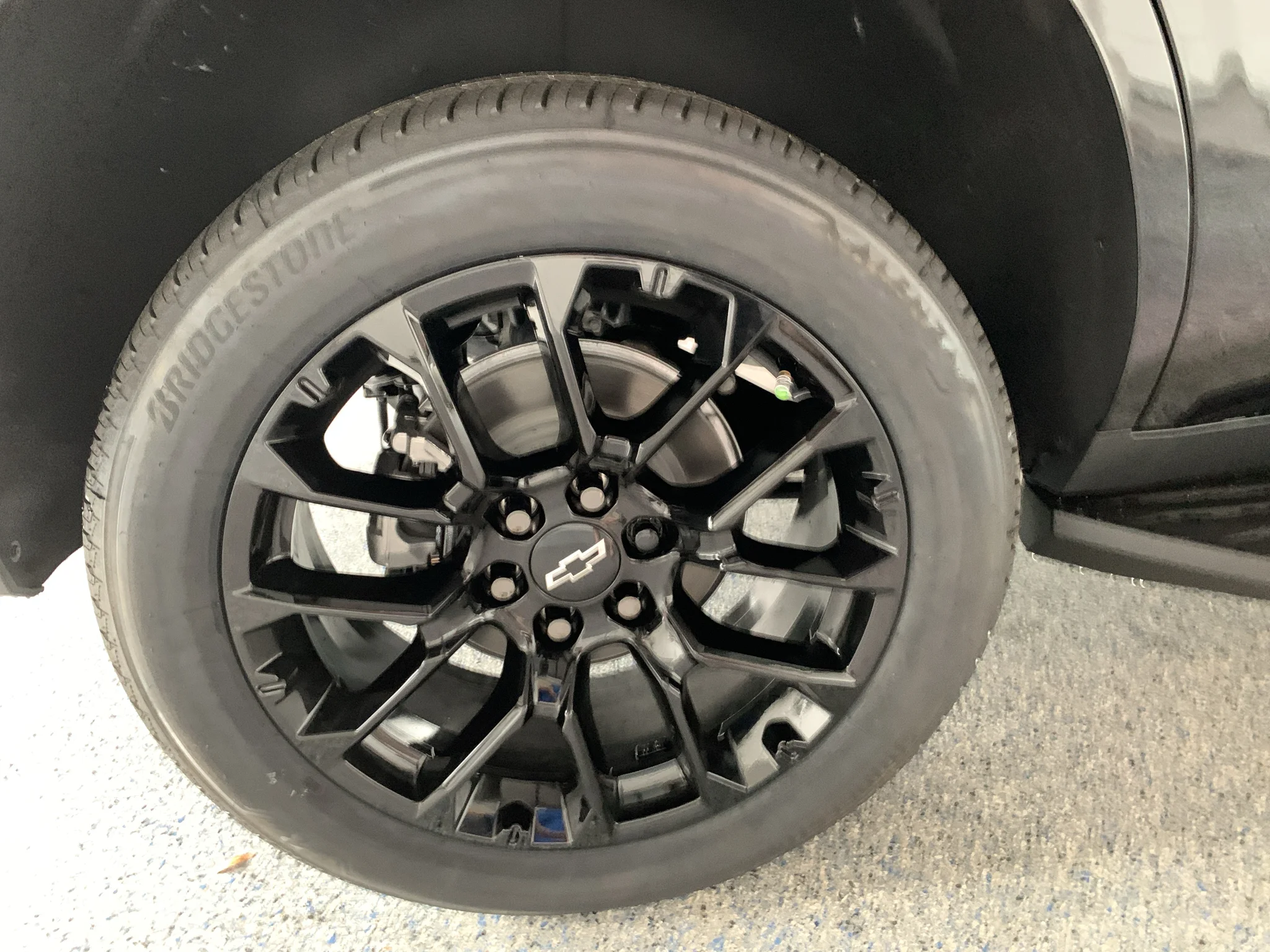 2027 Chevrolet Tahoe LS - Photo 35