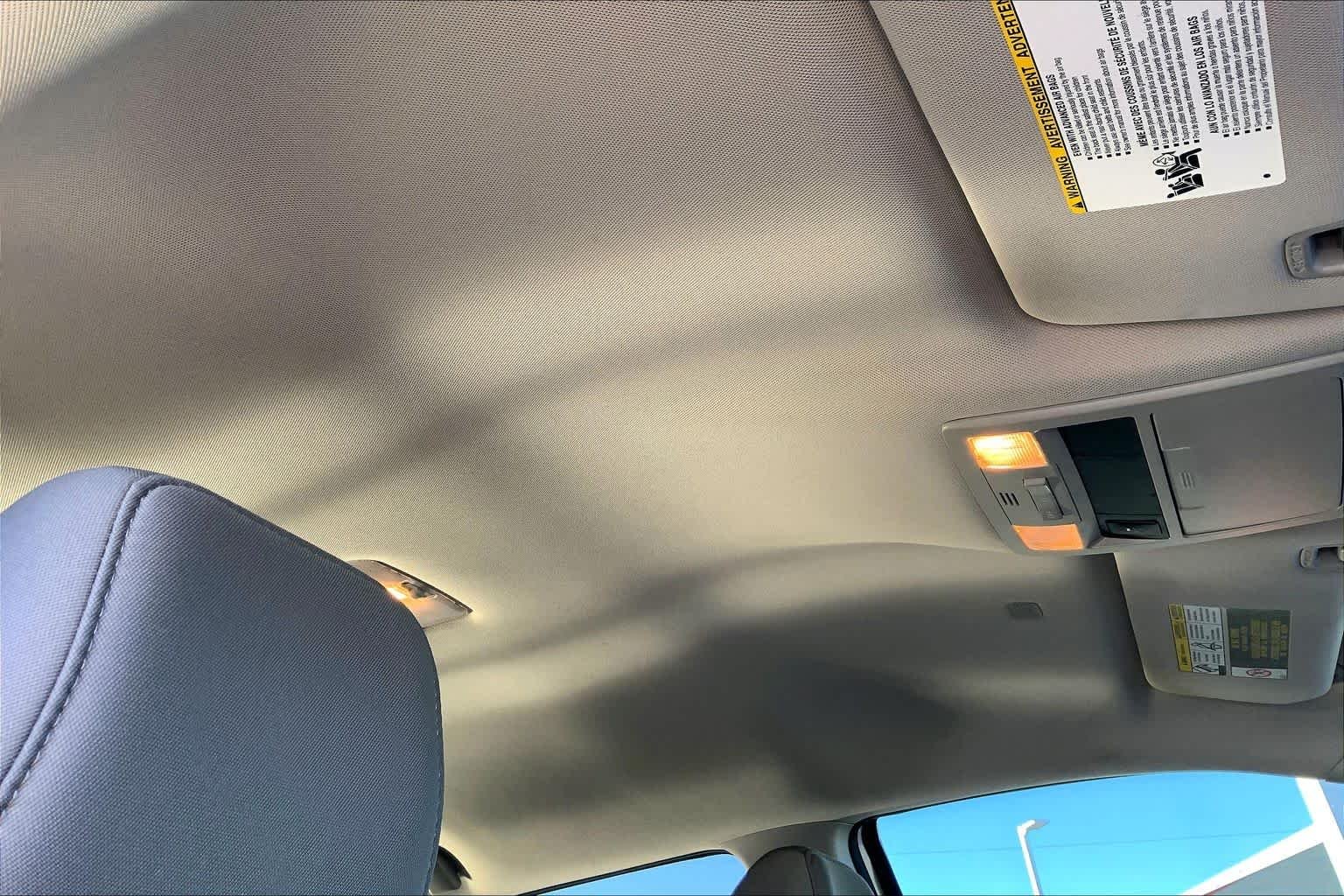 Used 2019 Super White Toyota SR image 13