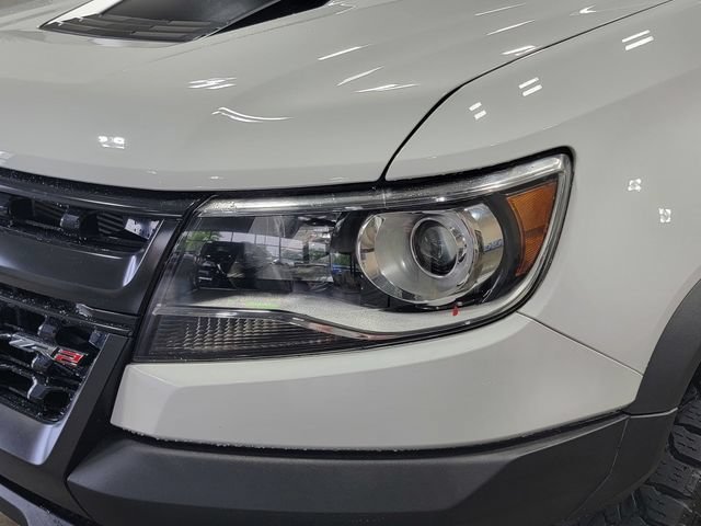 Used 2019 SUMMIT WHITE Chevrolet 4WD ZR2 image 9