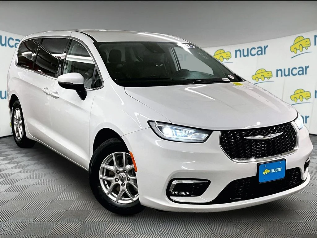 2023 Chrysler Pacifica