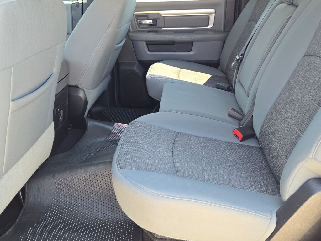 Used 2015 White Ram Big Horn image 19