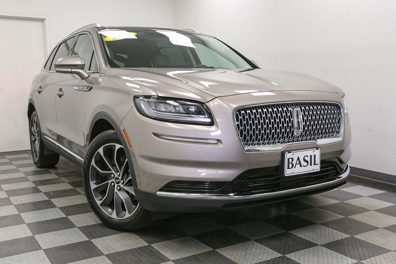 Used 2021 Iced Mocha Lincoln Reserve image 2