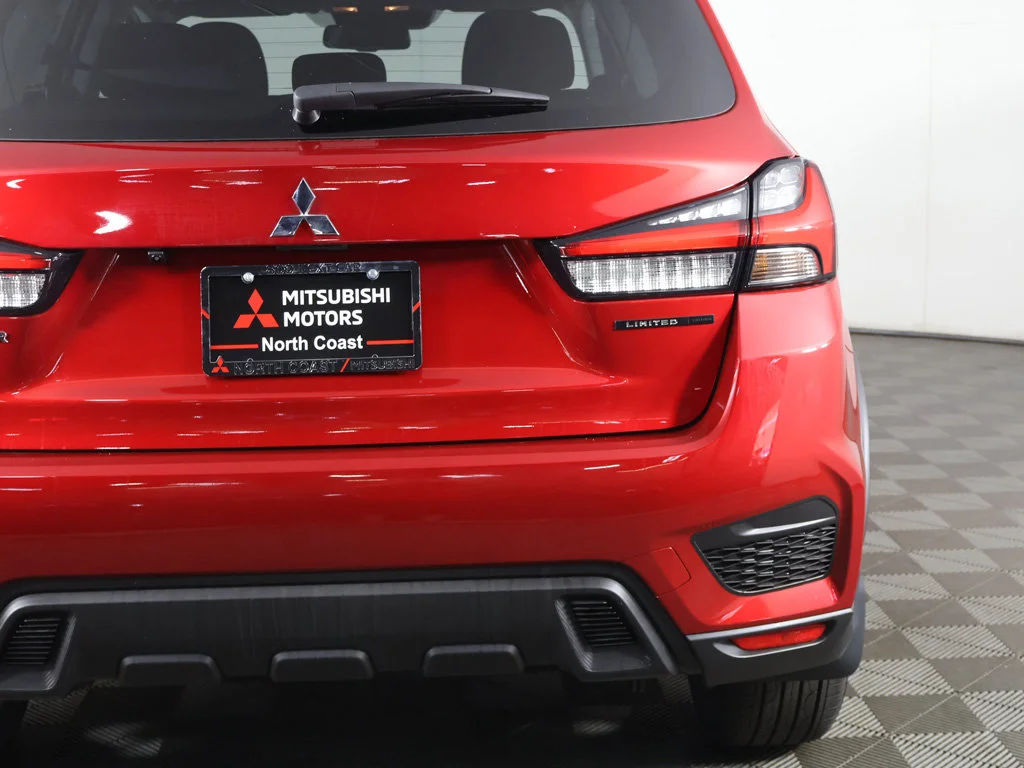 New 2027 Red Mitsubishi 2.0 LE 2WD image 13