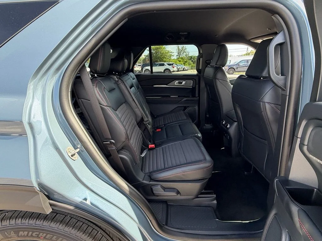 New 2026 Vapor Blue Metallic Ford ST-Line image 15