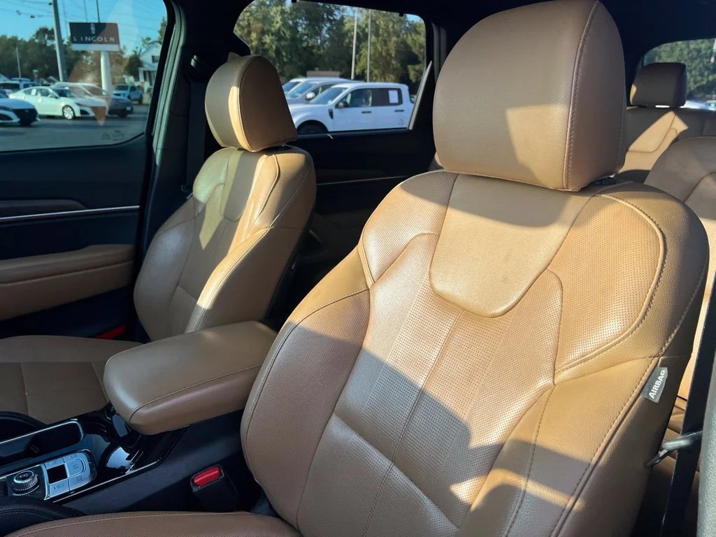 Used 2022 Ebony Black Kia SX image 13