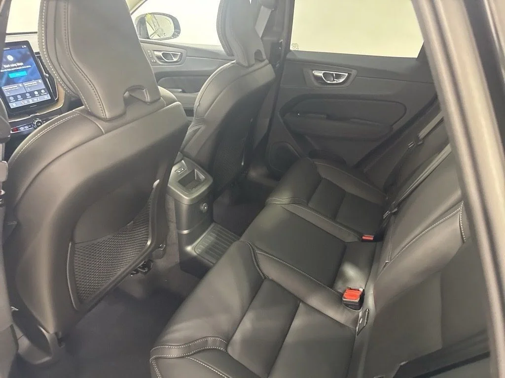 New 2026 Onyx Black Metallic Volvo T8 Ultra image 21