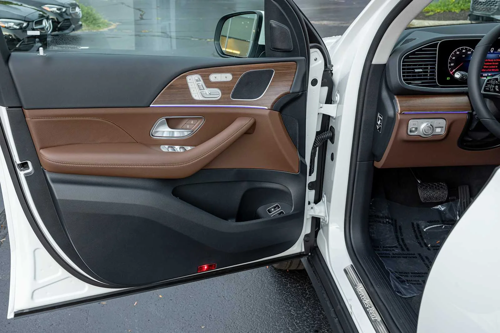 2026 Mercedes-Benz GLE GLE450E - Photo 7