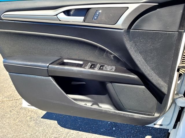 Used 2017 White Ford SE image 14