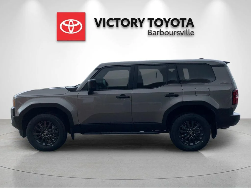 Used 2024  Toyota 1958 image 2