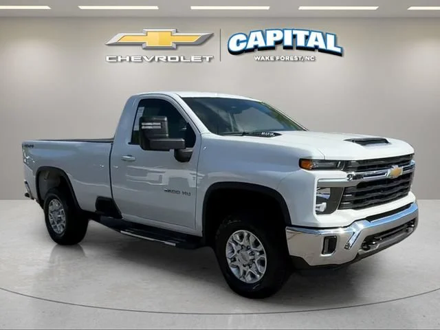 Used 2024 Summit White Chevrolet LT image 9
