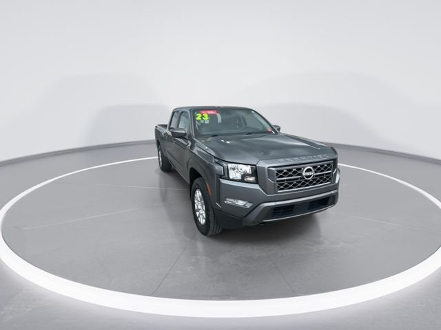 Used 2023 Gray Nissan SV image 3