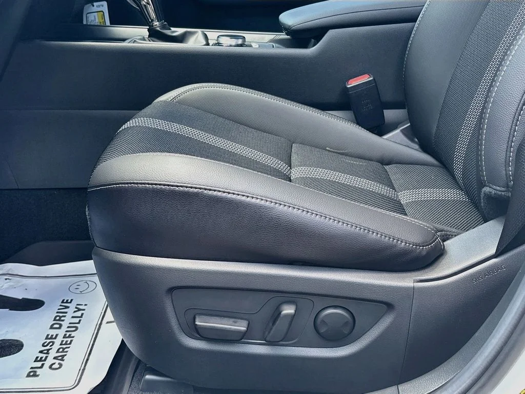 New 2026 Wind Chill Pearl Mazda 2.5 S Preferred AWD image 19