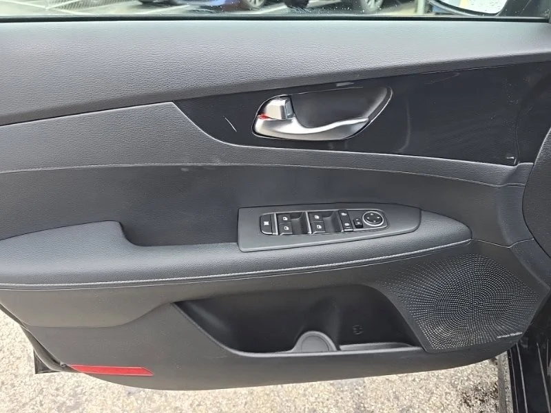 Used 2023 Black Kia GT-Line image 22