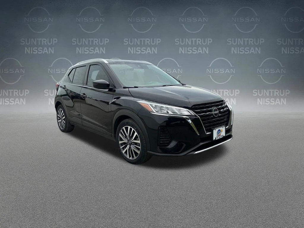 Used 2023 Black Nissan SV image 37
