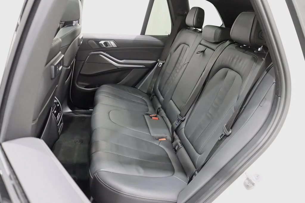 2022 BMW X5 M50i - Photo 30