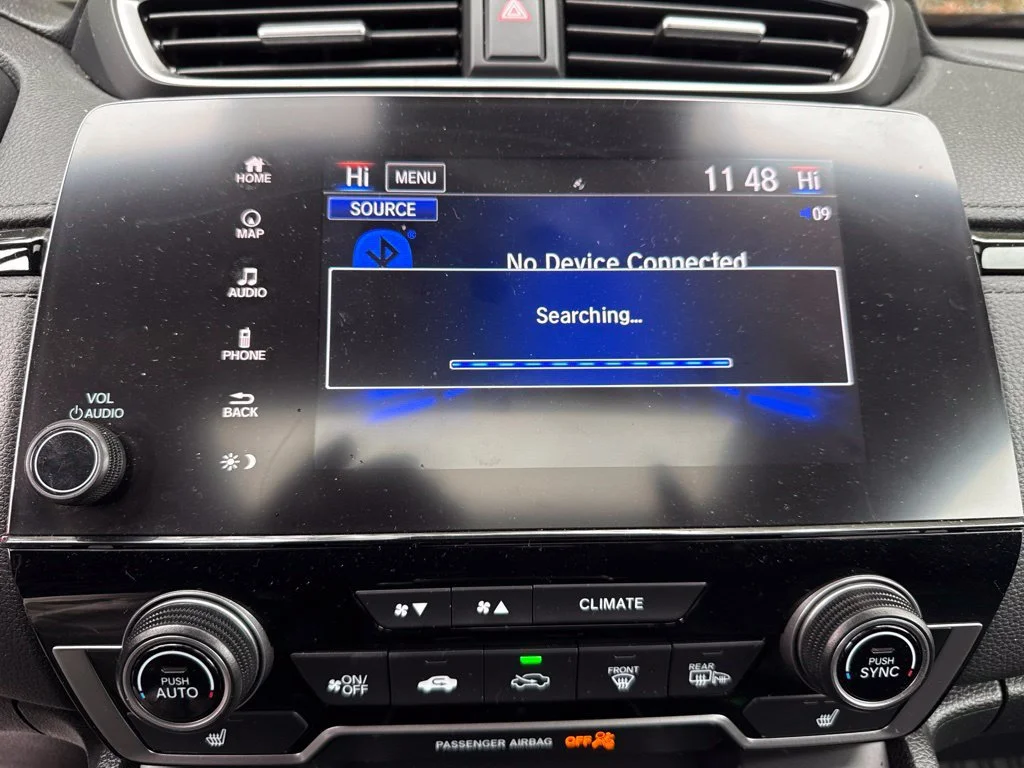Used 2019 Modern Steel Metallic Honda Touring image 24