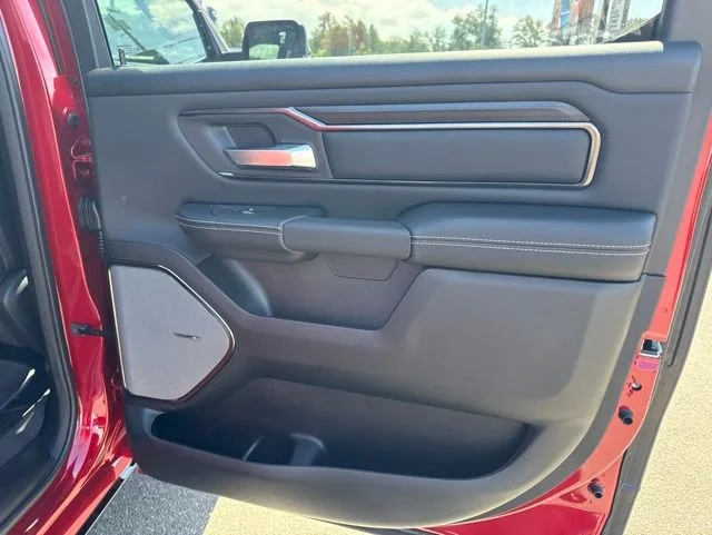 New 2026 Molten Red Pearl-Coat Exterior Paint RAM Rebel image 11