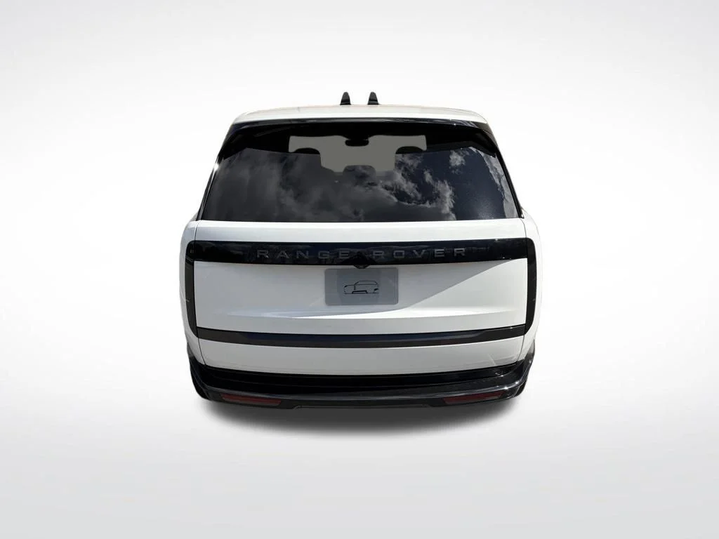 New 2026 Fuji White Land Rover SE image 8