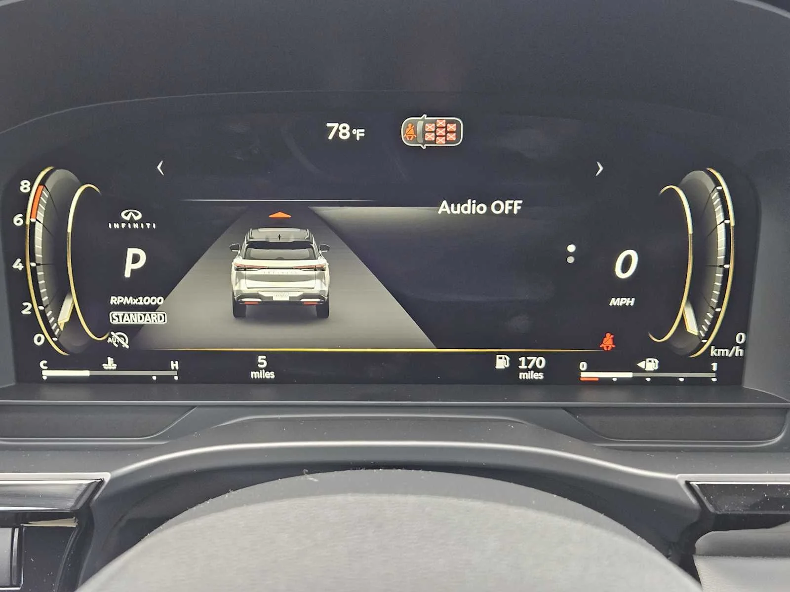 New 2027 RADIANT WHITE INFINITI Luxe FWD image 10