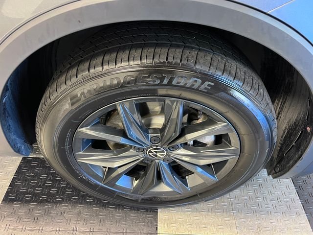 Certified Used 2024 Gray Volkswagen 2.0T SE image 10