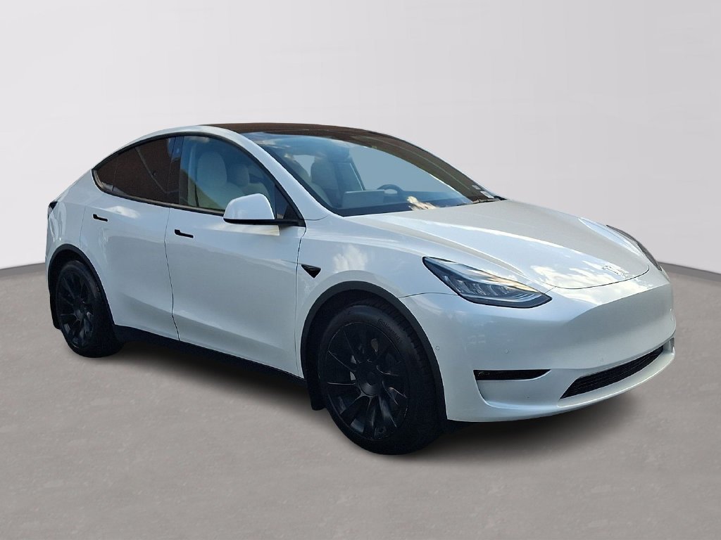 Used 2021 Pearl White Multi-Coat Tesla Long Range image 3