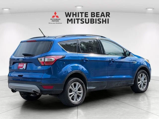 Used 2018 Lightning Blue Metallic Ford SE image 5