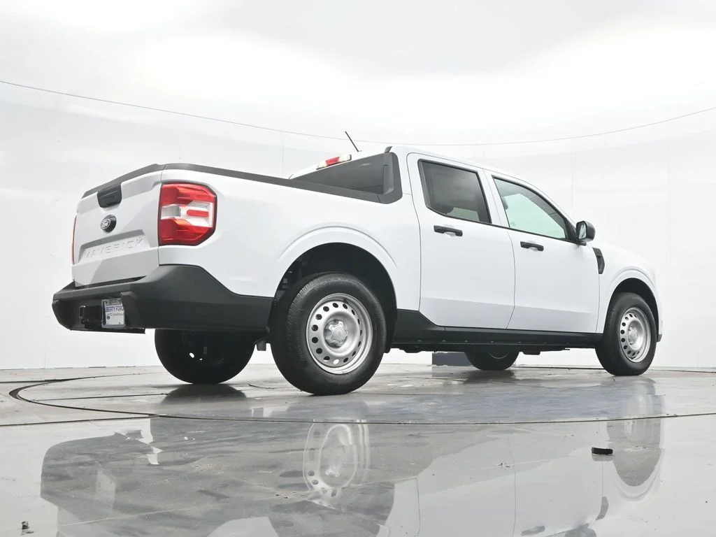 New 2026 White Ford XL image 37