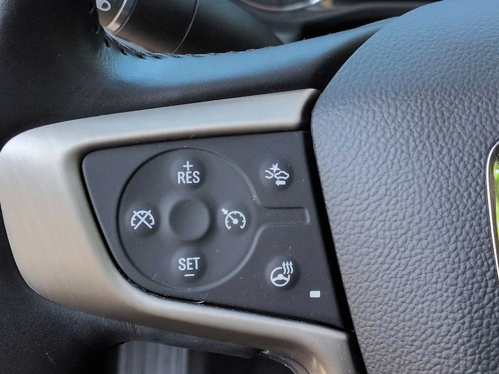 Used 2021 Ebony Twilight Metallic GMC Denali image 26
