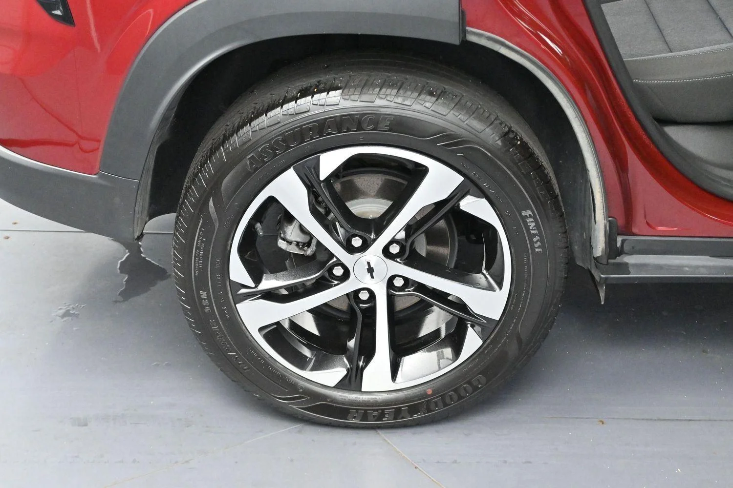 Used 2024 Crimson Metallic Chevrolet 1RS image 32