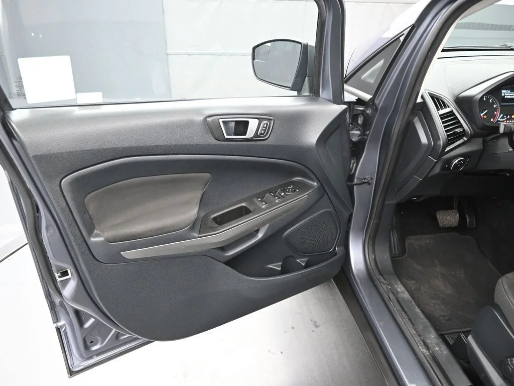 Certified Used 2018 Gray Ford SE image 14
