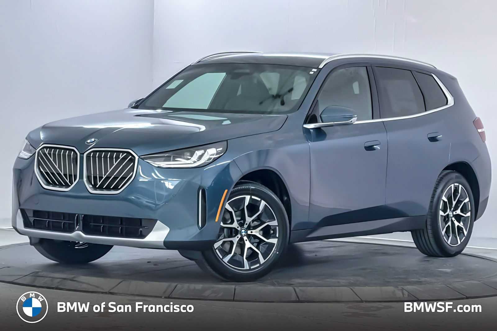 2026 BMW X3 30 XDRIVE's photo