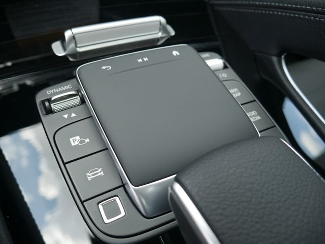 New 2026 MANUFAKTUR Moonlight White Metallic Mercedes-Benz GLS 450 image 15