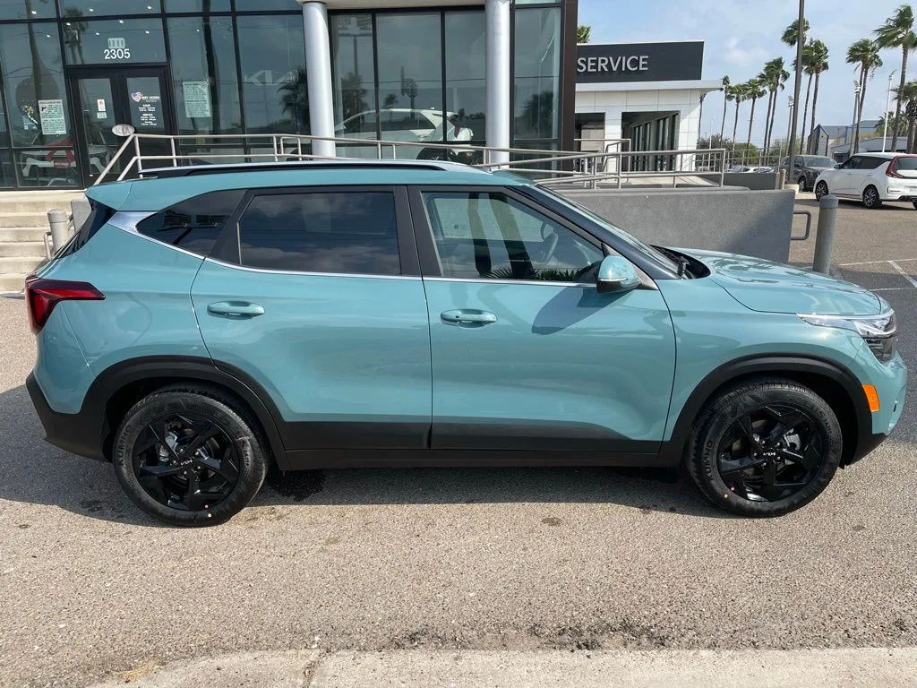 New 2026 Blue Kia EX image 9