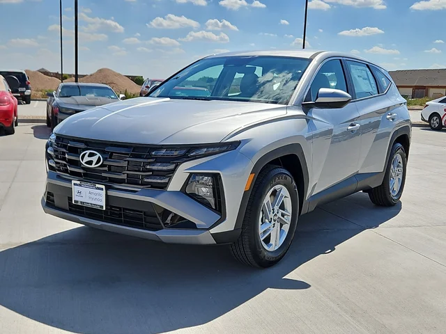 2026 Hyundai TUCSON SE 4dr Front-Wheel Drive