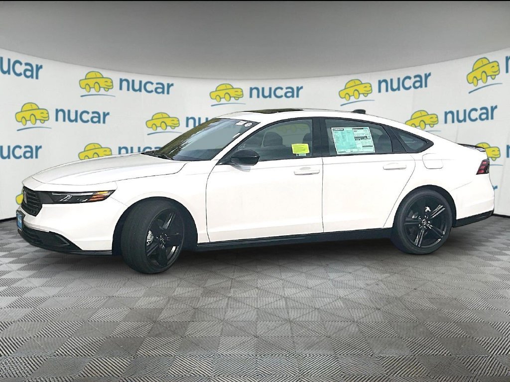 New 2026 Platinum White Pearl Honda Sport-L image 4