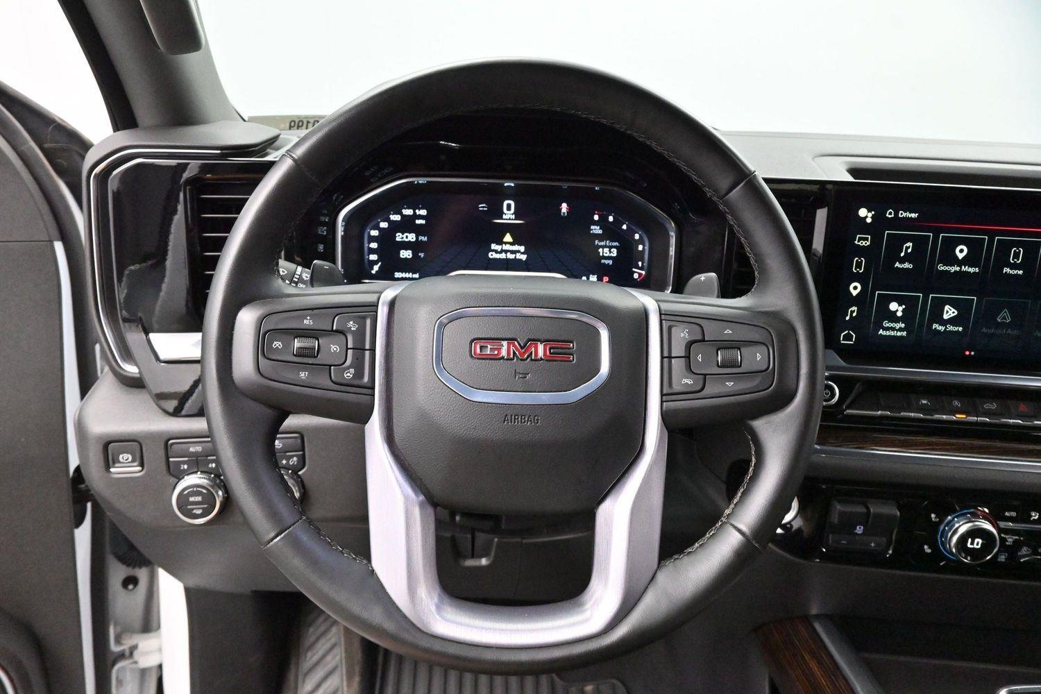 Used 2024 Summit White GMC Elevation image 15