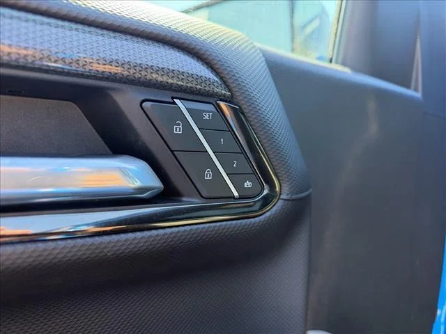 Used 2025 Riptide Blue Metallic Chevrolet ZR2 image 14
