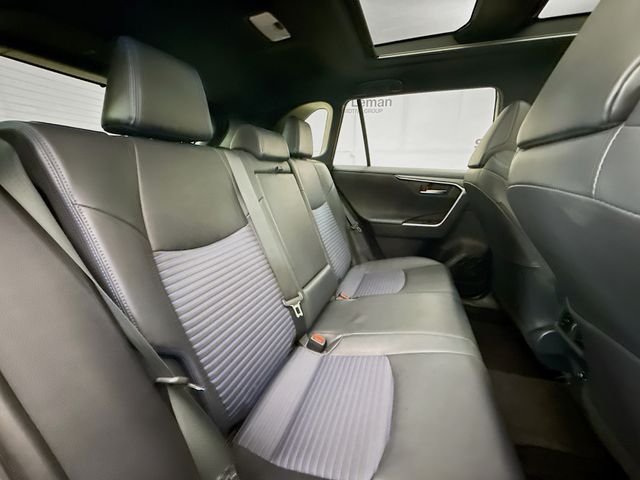 Used 2020 Blizzard Pearl Toyota XSE image 29