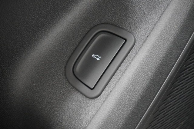 2026 Chevrolet Traverse LT - Photo 16