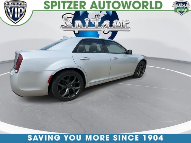 Used 2023 Silver Chrysler Touring image 9