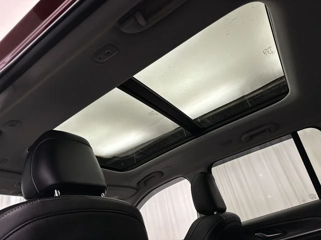 Used 2023 Red Jeep Limited image 19