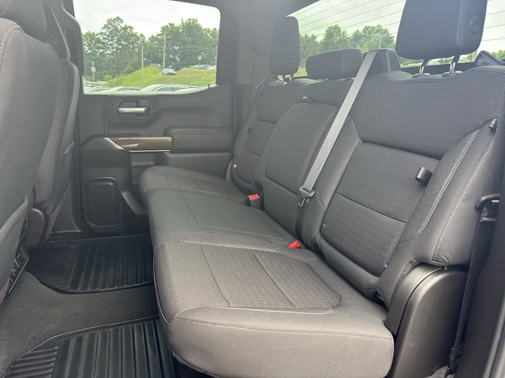 Used 2021 Satin Steel Metallic GMC Elevation image 15